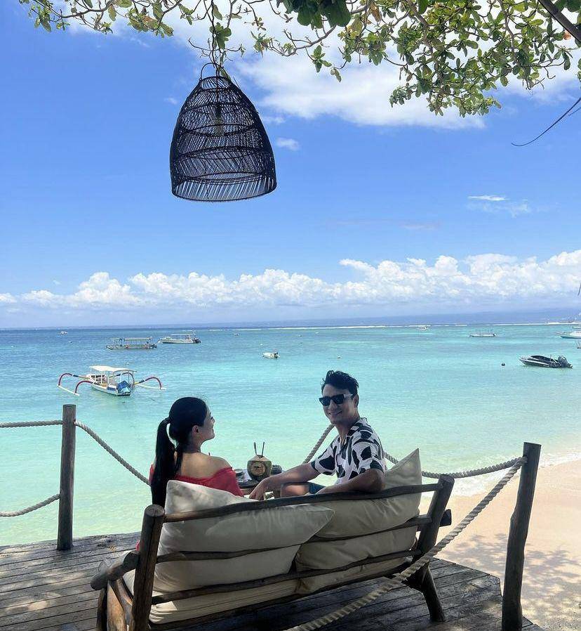 potret liburan keluarga Titi Kamal ke Pulau Nusa Lembongan Bali (instagram.com/titi_kamall)