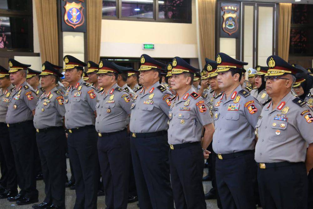 Kapolri pimpin upacara Korps Raport kenaikan pangkat 22 Pati dam 211 Kombes (Dok. Humas Polri)
