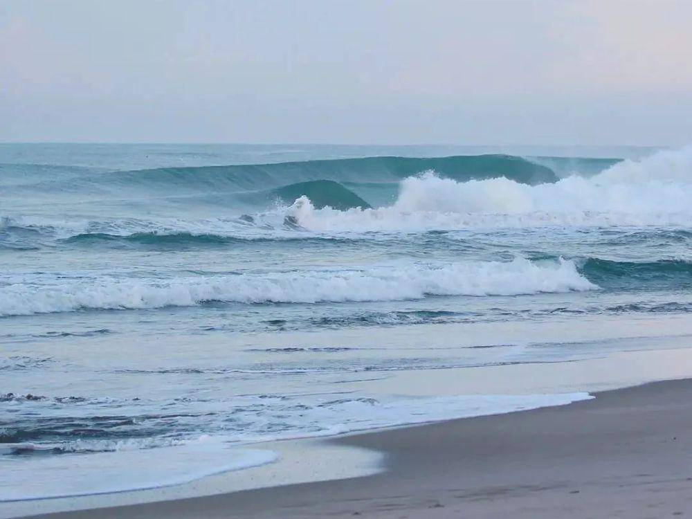 Pantai Mandiri (Instagram.com/themandiribechclub)