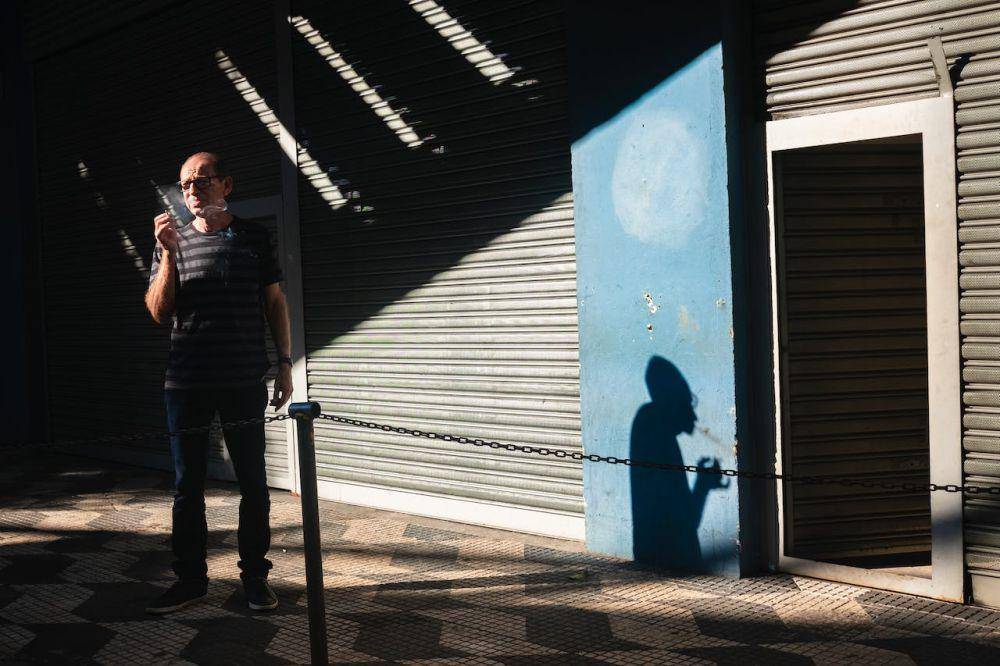 ilustrasi foto dengan shadow yang enak dipandang (pexels.com/Tato Villanova)