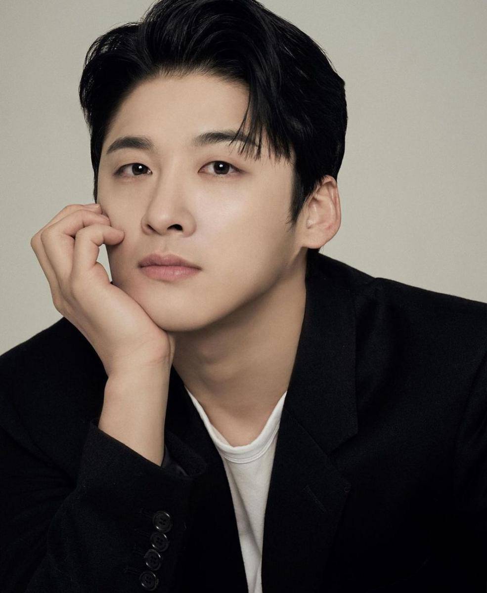 Kwon Seung Woo (instagram.com/seung_woo87)