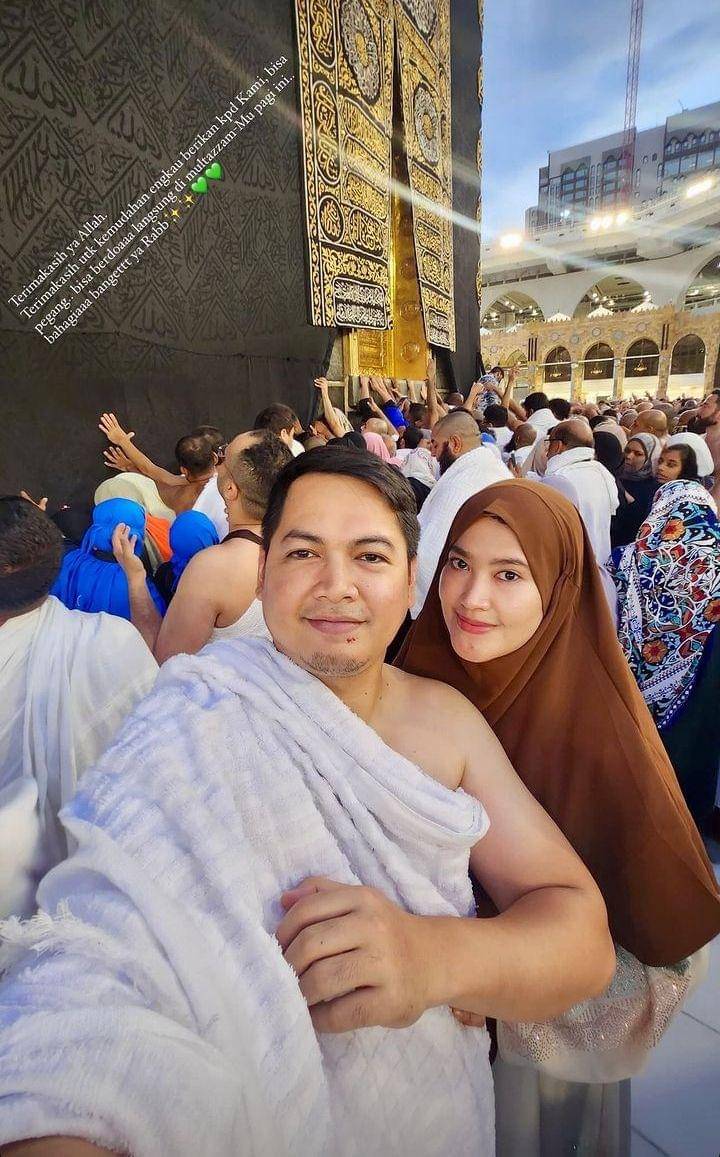 Deretan artis umrah di Desember (Instagram.com/lisyanurahmi)