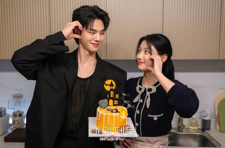 8 Duo Kompak nan Lucu di Drakor My Demon, Sukses Curi Atensi!