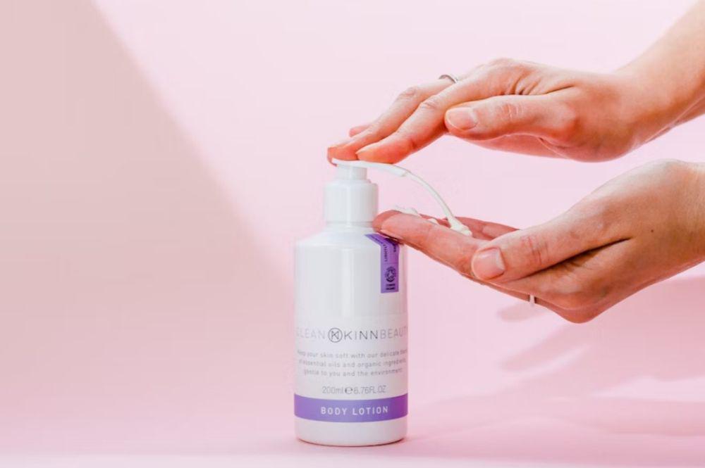 ilustrasi body lotion (unsplash.com/kinn_living)