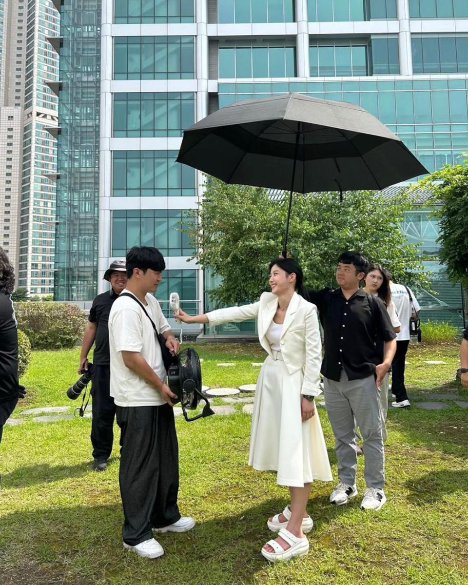 potret Kim Yoo Jung di balik layar drama My Demon (instagram.com/you_r_love)