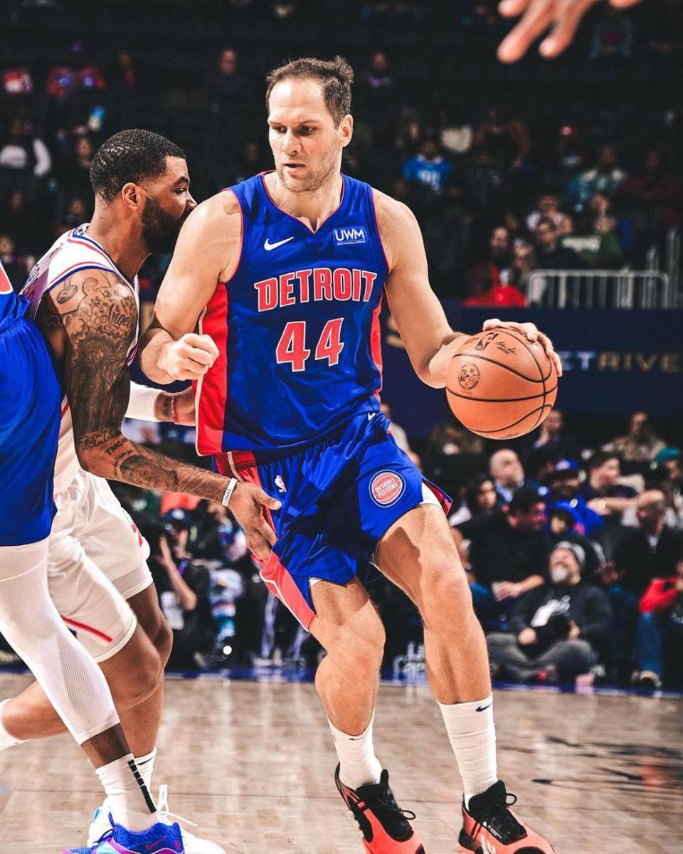 Bojan Bogdanovic (44). (instagram.com/detroitpistons)