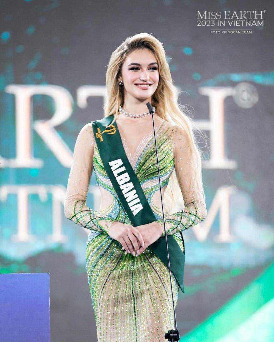 Potret Drita Ziri, Pemenang Miss Earth 2023 (Instagram.com/missearth)