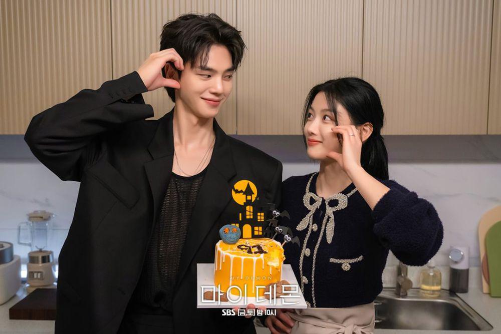 Song Kang dan Kim Yoo Jung di drama My Demon (instagram.com/sbsdrama.official)