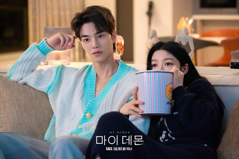 Song Kang dan Kim Yoo Jung di drama My Demon (instagram.com/sbsdrama.official)