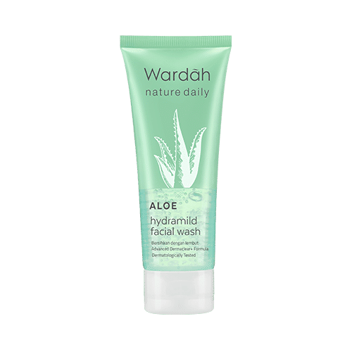 Wardah Nature Daily Aloe Hydramild Facial Wash (wardahbeauty.com)