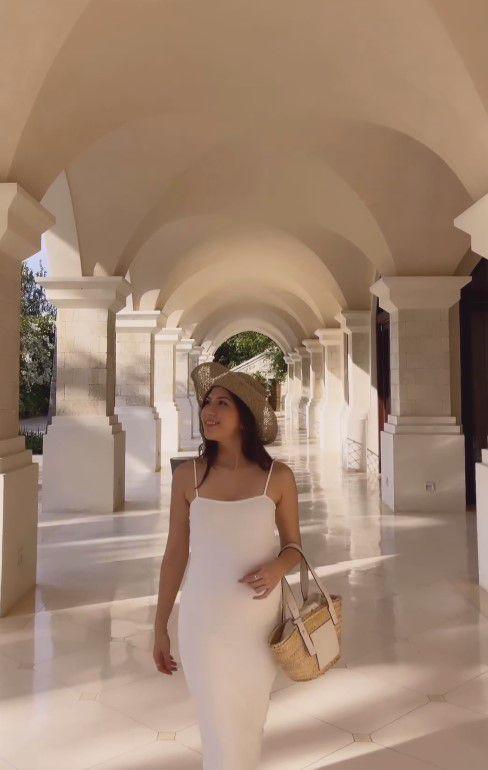 babymoon Jessica Mila (Instagram.com/jscmila)