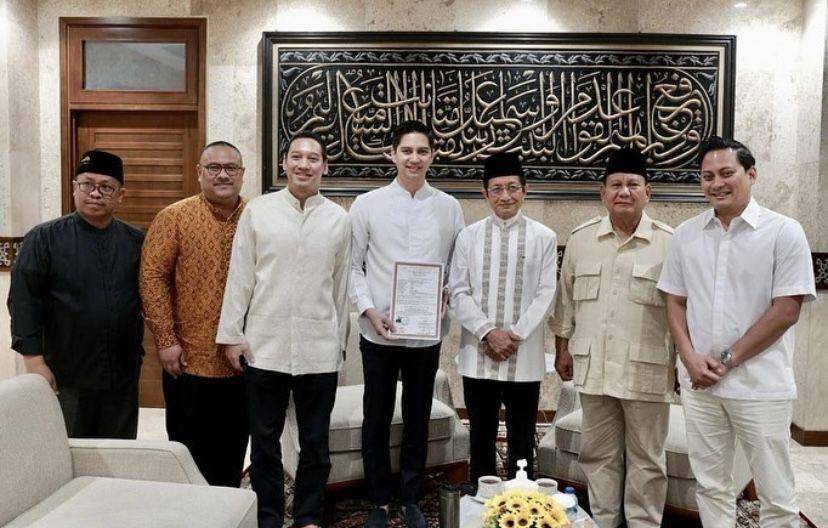 detik-detik Budisatrio Djiwandono jadi mualaf (Instagram.com/budisatriodjiwandono)