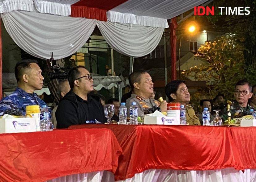Suasana unsur fotokopinya Provinsi Sumatera Utara saat mengikuti Zoom Meeting (IDN Times/Indah Permata Sari)