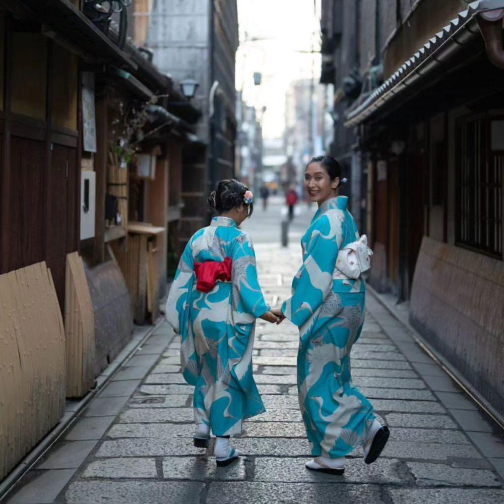 potret Happy Salma dan sang putri (instagram.com/happysalma)