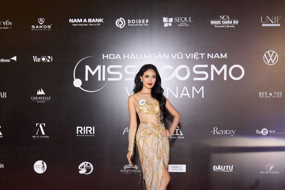 Red Carpet Miss Cosmo Vietnam 2023 (facebook.com/Miss Cosmo Vietnam)