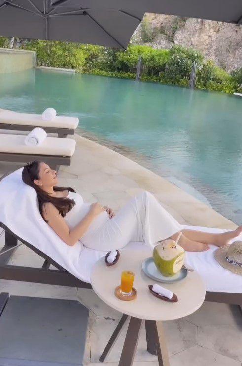 babymoon Jessica Mila (Instagram.com/jscmila)