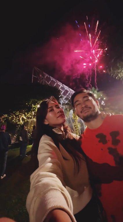potret Syahnaz dan Jeje rayakan tahun baru di Puncak (instagram.com/syahnazs)
