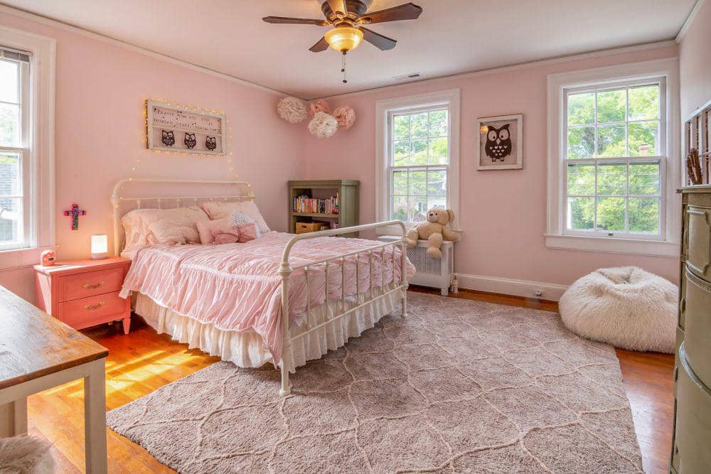 Kamar tidur (pexels.com/Curtis Adams)