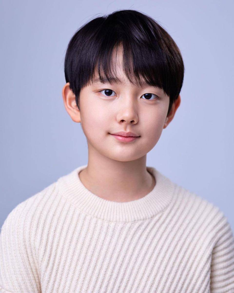 Jeong Hyeon Jun (instagram.com/hyeonjun_mama)