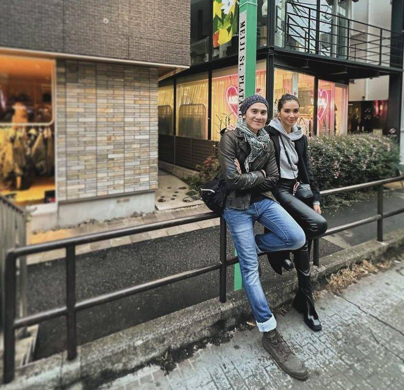 potret mesra Vino. G. Bastian dan Marsha Timothy di Jepang (Instagram.com/marshatimothy)