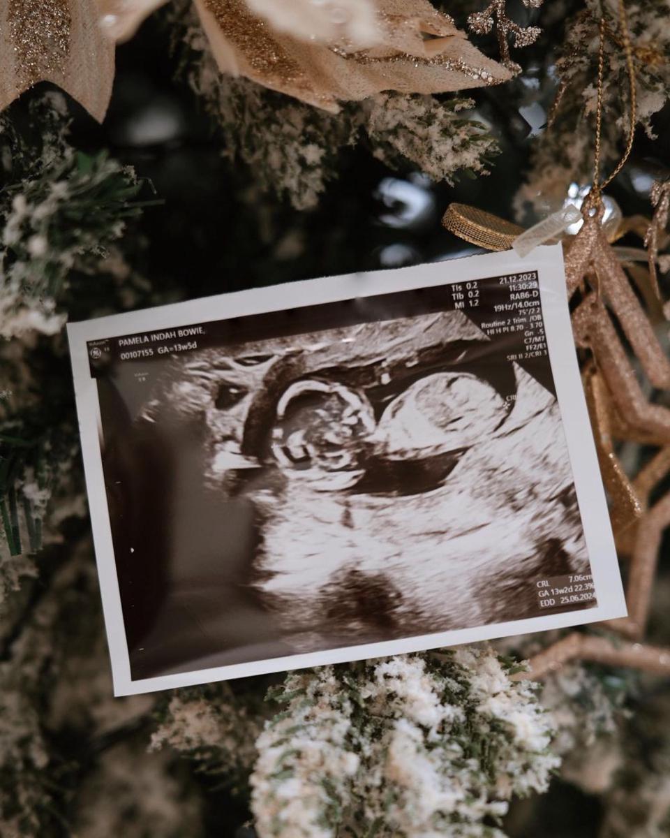 gender reveal Pamela Bowie (Instagram.com/pammybowie)