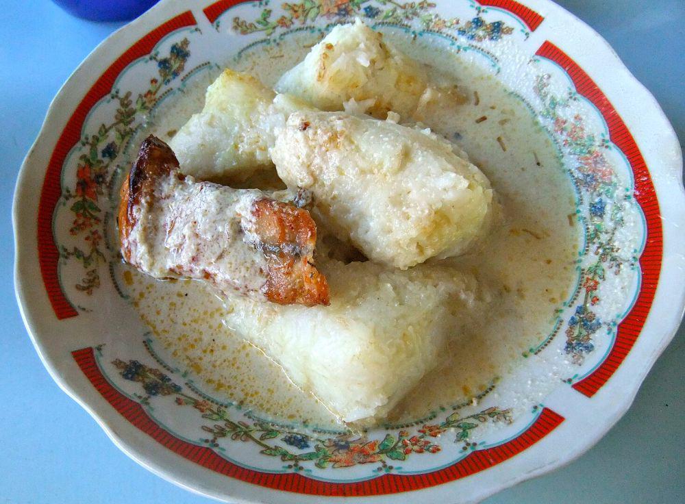 ketupat kandangan (commons.wikimedia.org/Midori)