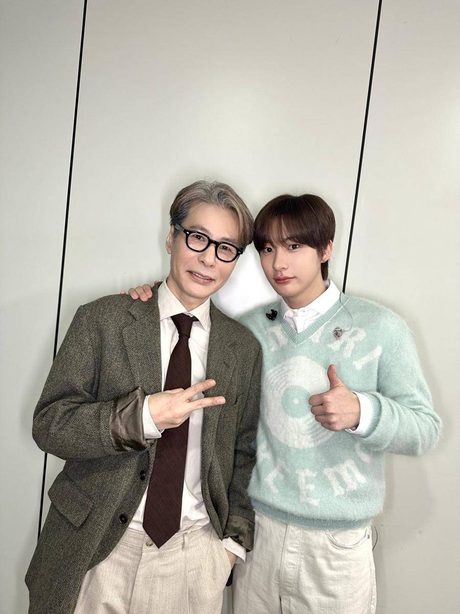 Yoon Sang dan Anton RIIZE di MBC Gayo Daejejeon 2023 (twitter.com/riize_official)
