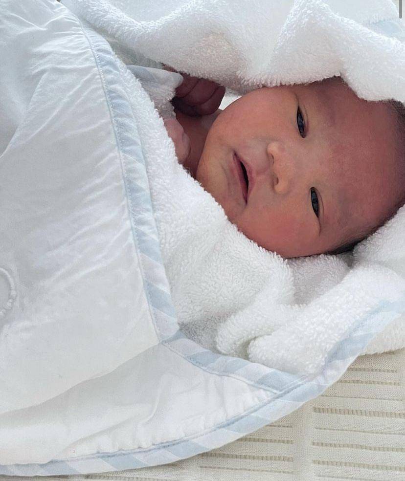 potret hamil Angel Pieters hingga lahiran anak pertama (Instagram.com/angelpieters)