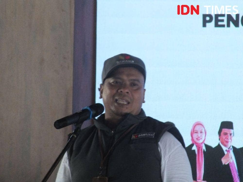 Ketua Bawaslu Banyumas sebut ada 3 kasus perusakan APK di Banyumas.(IDN Times/Cokie Sutrisno).
