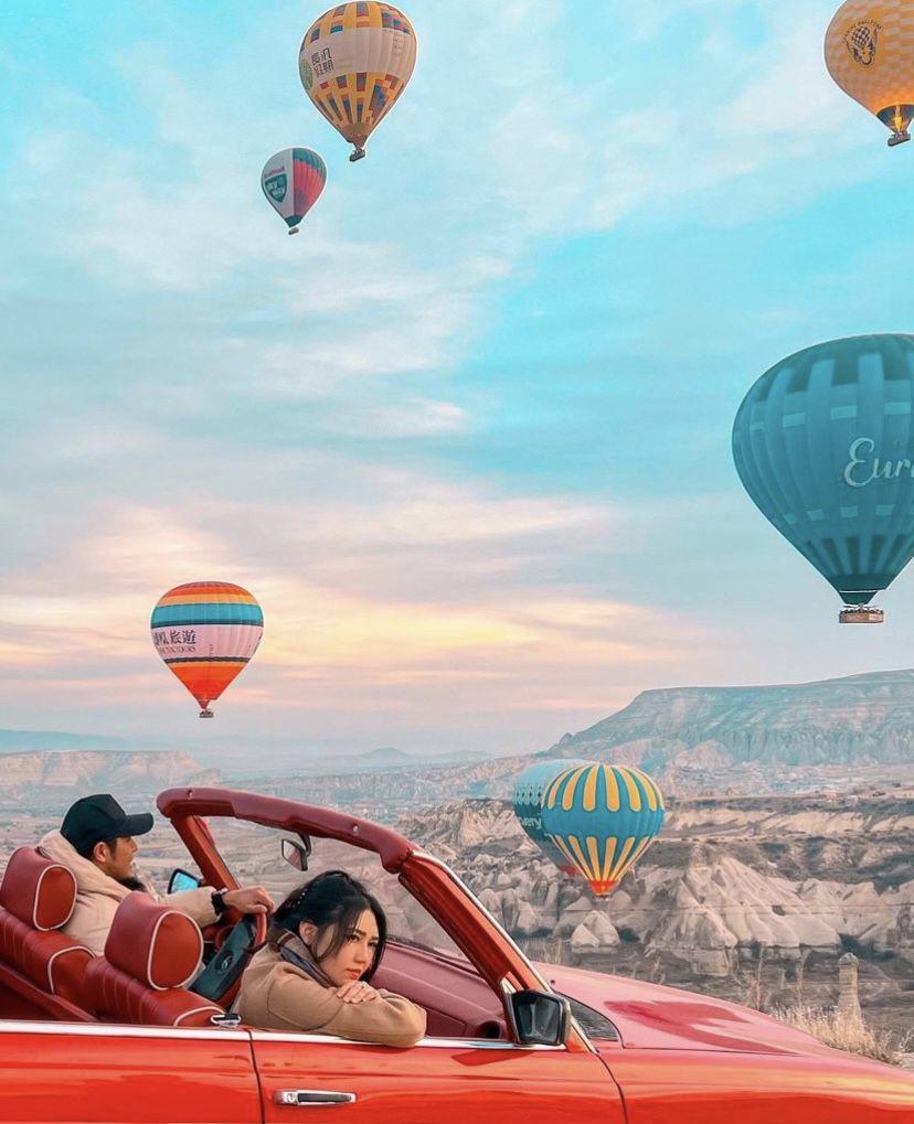 potret Via Vallen dan suami di Cappadocia (Instagram.com/viavallen)
