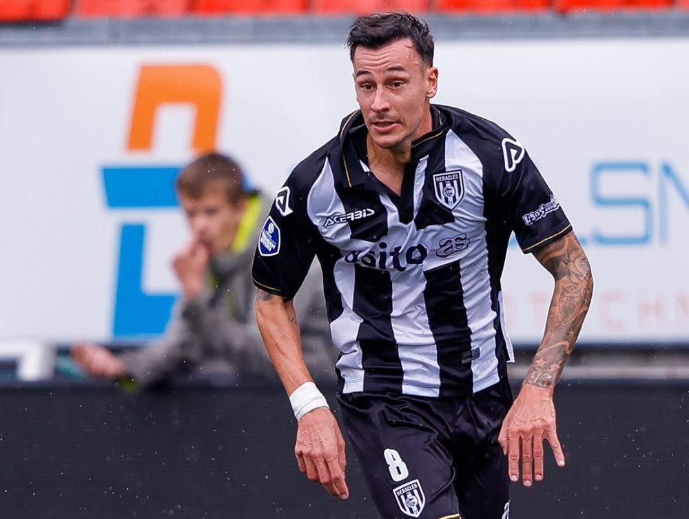 Mario Engels saat memperkuat Heracles Almelo di Eredivisie. (instagram.com/heraclesalmelo)