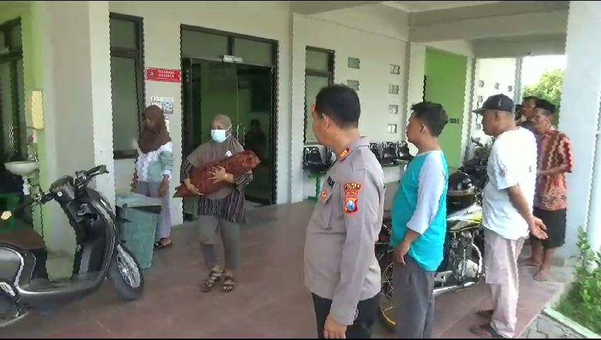 Rumah Sakit Umum Daerah (RSUD) Dokter Soeroto Ngawi, usai dilakukan visum. IDN Times/ Riyanto