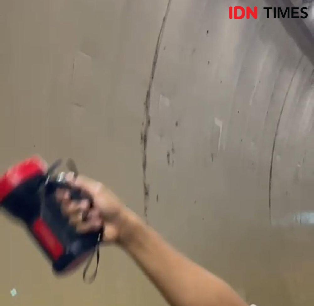 Pemprov Jabar Cek Keretakan Dinding Twin Tunnel Tol Cisumdawu