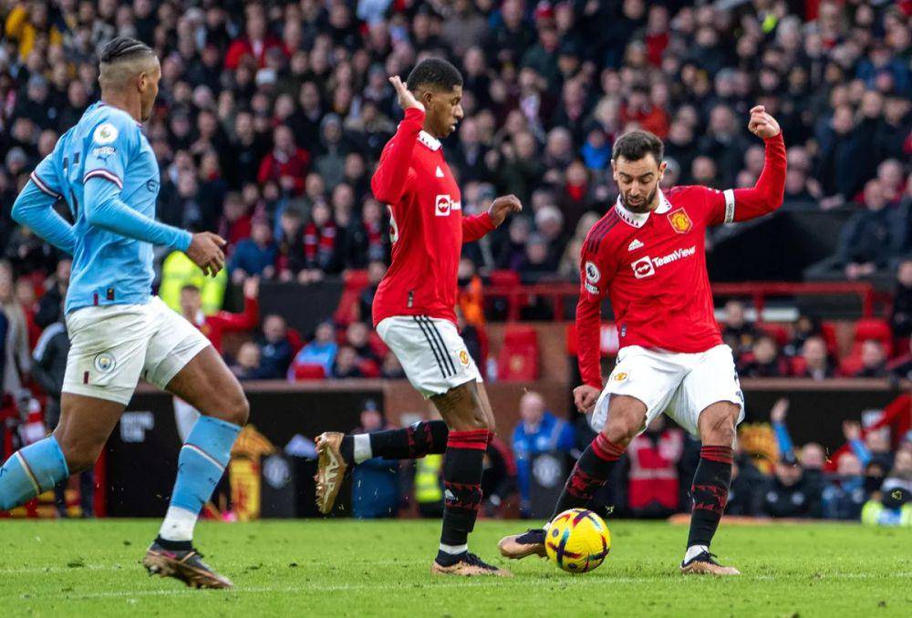Manchester United melawan Manchester City di EPL 2022/2023. (premierleague.com)