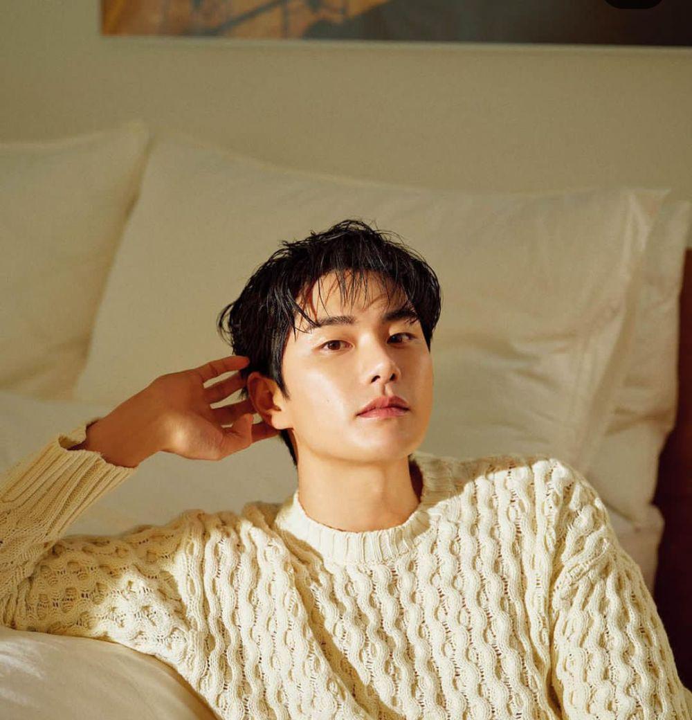 Lee Yi Kyung (instagram.com/luvlk89)