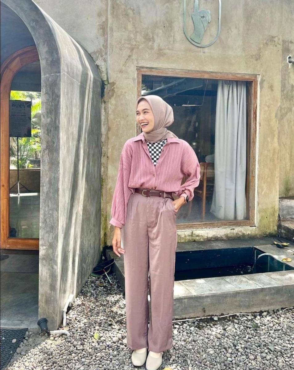 OOTD smart casual ala Nurwinda Yuliana(instagram.com/windaalyna)