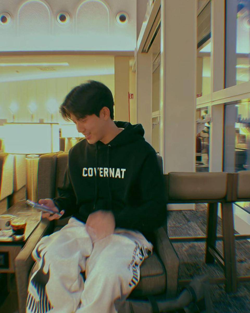 Dowoon DAY6 (instagram.com/d.ddablue)