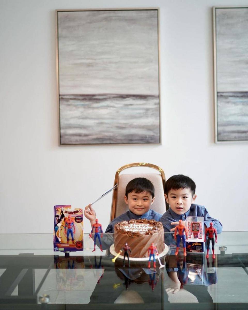 ulang tahun Raphael Moeis (instagram.com/sandradewi88)