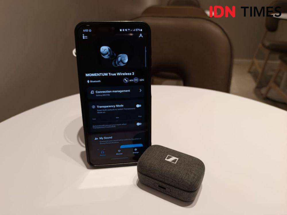 Sennheiser Momentum True Wireless 3 (IDN Times/Fatkhur Rozi)
