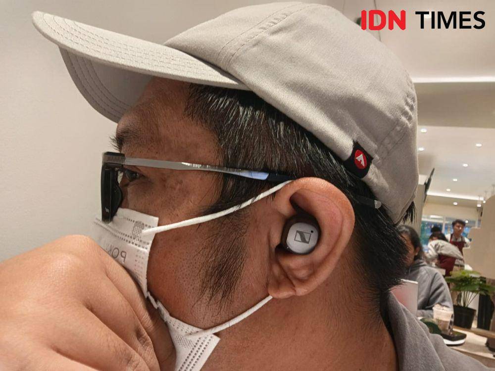 Sennheiser Momentum True Wireless 3 (IDN Times/Fatkhur Rozi)