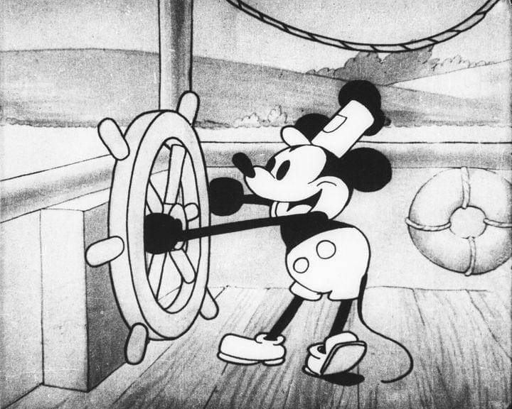 Desain Karakter Mickey Mouse dalam Film Steamboat Willie (dok. The Walt Disney Company/Steamboat Willie)