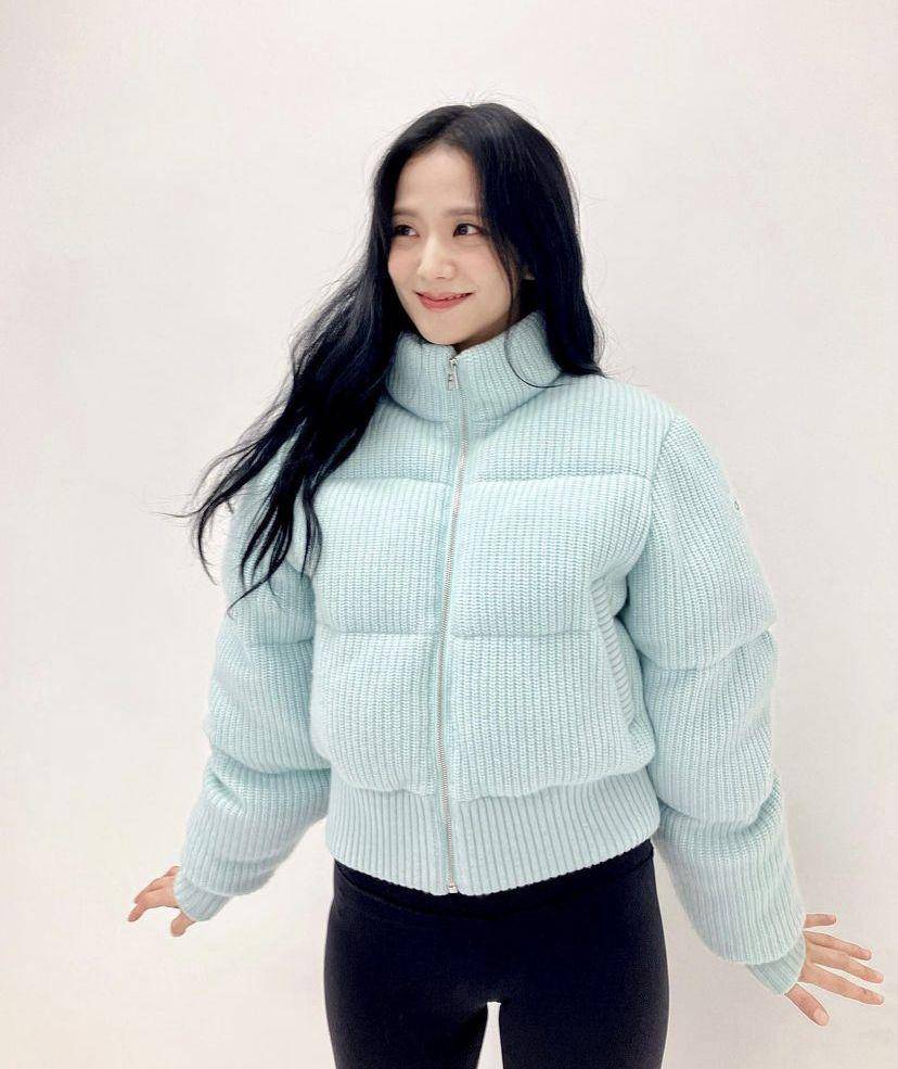 potret Jisoo BLACKPINK (Instagram.com/sooyaaa__)