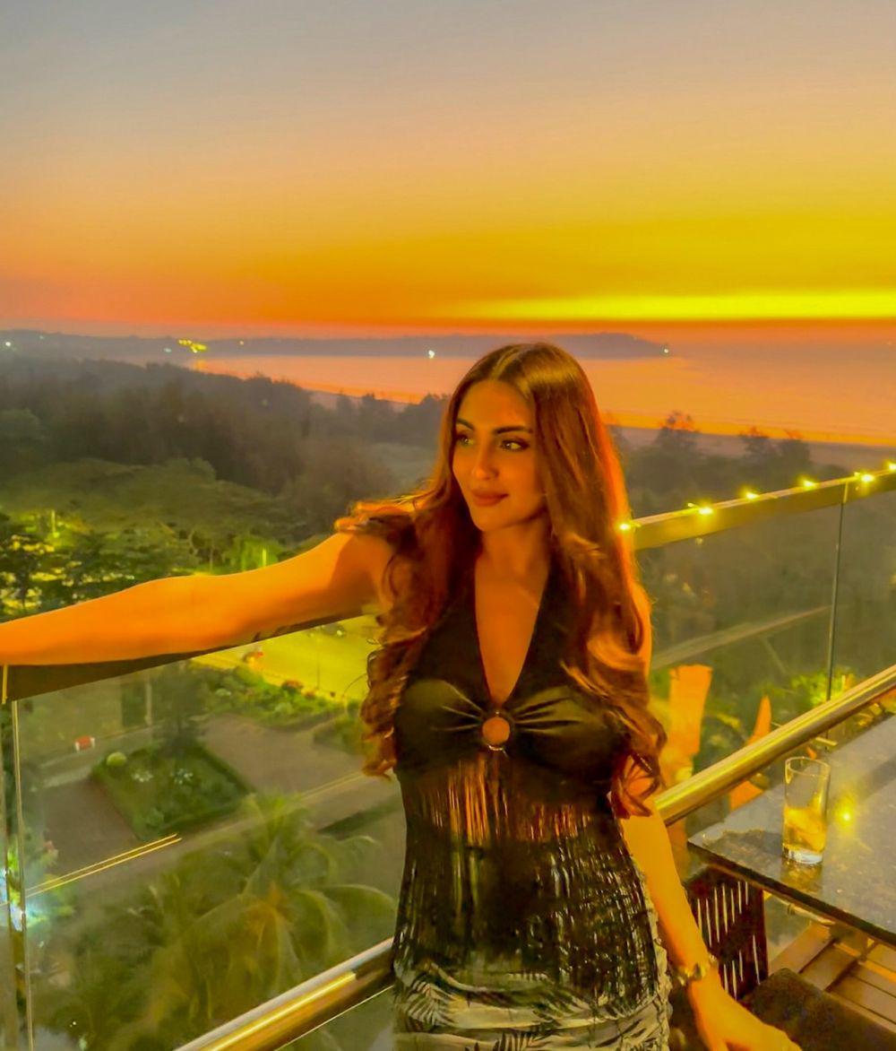 Krystle D'Souza (instagram.com/krystledsouza)