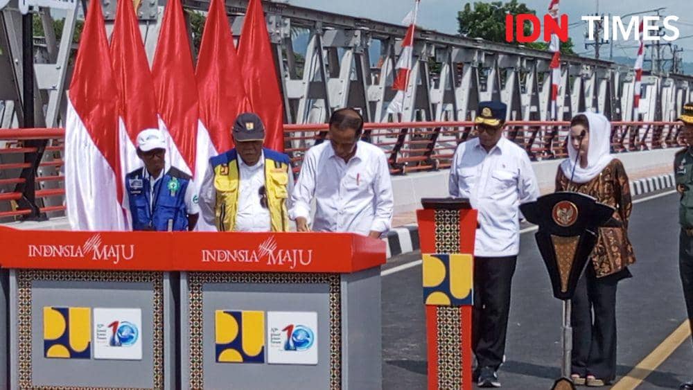 Total tiga jembatan senilai 251 Miliar yang diresmikan Presiden Jokowi, Selasa (2/1/2024).(IDN Times/Cokie Sutrisno).