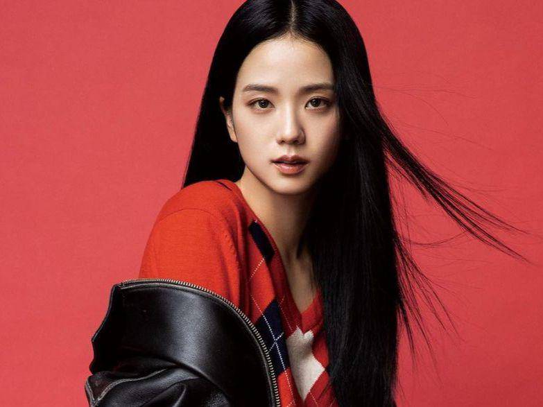 Jisoo BLACKPINK (instagram.com/sooyaaa__)
