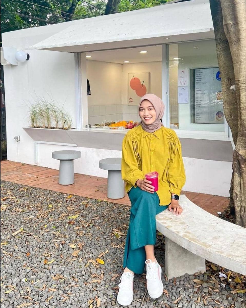OOTD ala Nurwinda Yuliana (instagram.com/windaalyna)