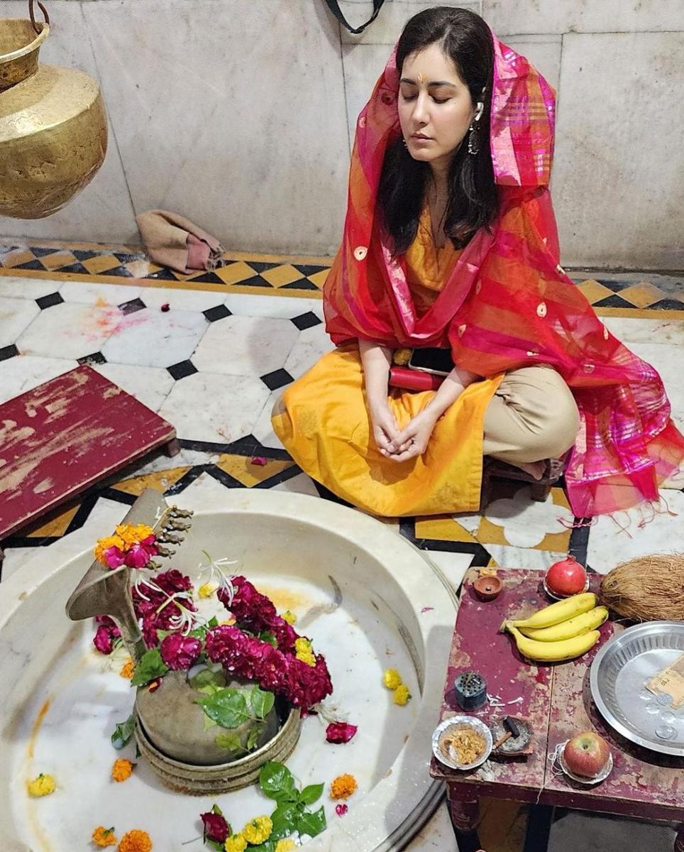 Raashii Khanna (instagram.com/raashiikhanna)