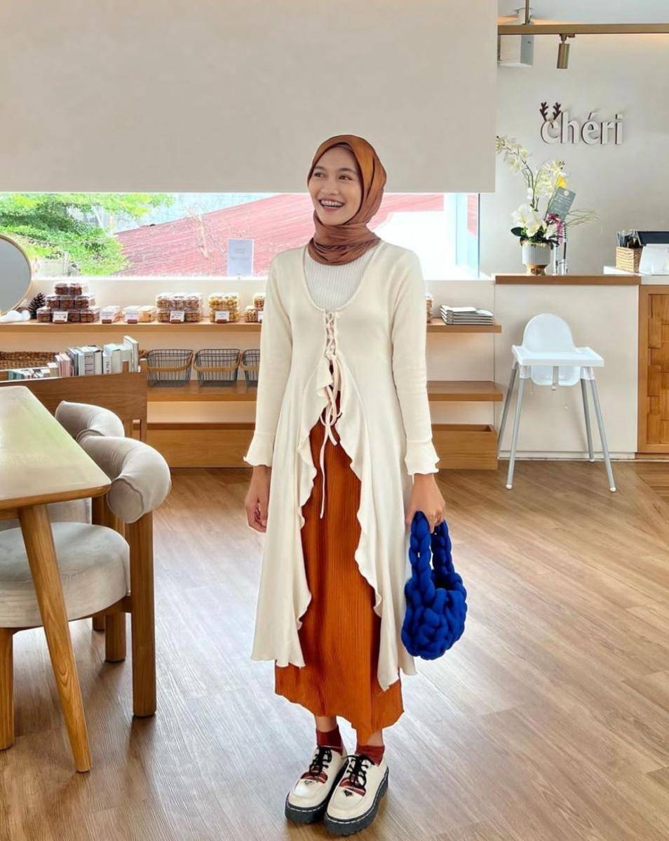 OOTD ala Nurwinda Yuliana(instagram.com/windaalyna)