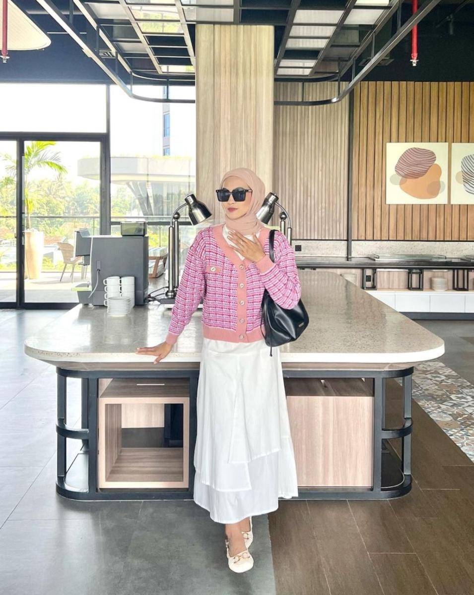 OOTD ala Nurwinda Yuliana (instagram.com/windaalyna)