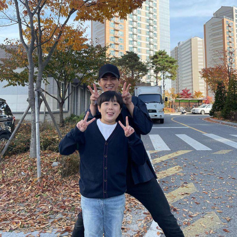 di balik layar drama Uncle (instagram.com/kimminchul0907)